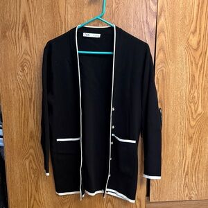 Zara Black Sweater with Cream Accents